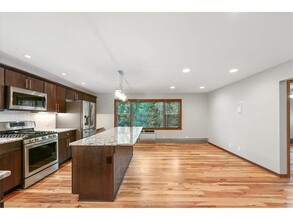 401 Ridgewood Ave in Minneapolis, MN - Building Photo - Building Photo