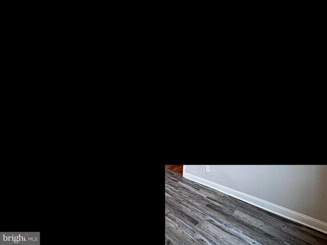 4630 Hillside Rd SE in Washington, DC - Building Photo - Building Photo