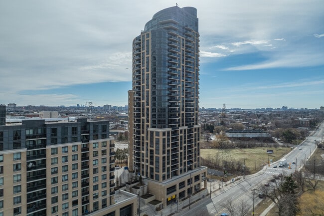 Primo Tower in Toronto, ON - Building Photo - Building Photo