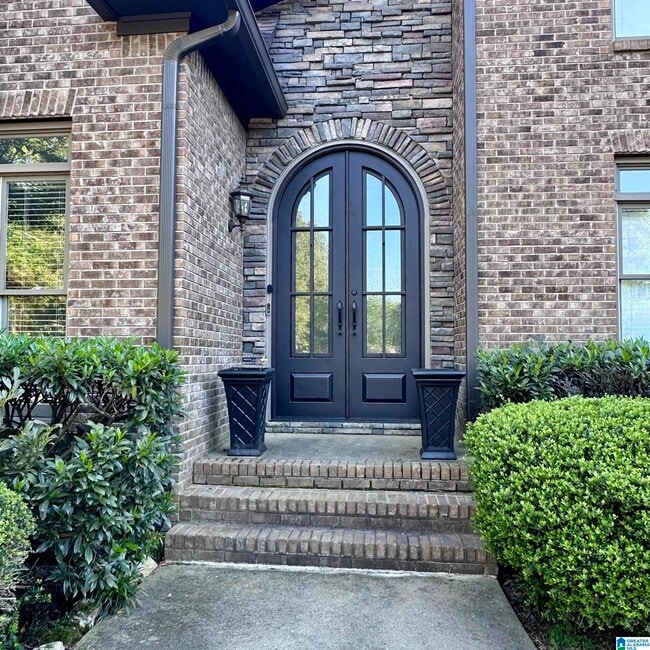 5982 Valley Way in Trussville, AL - Building Photo - Building Photo