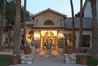 Dakota - The Dakota At Camelback Apartments in Phoenix, Arizona