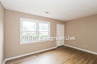 2974 Jennifer Ct in Burlington, KY - Building Photo - Building Photo