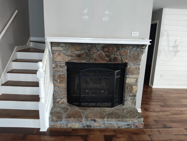 property at 221 St Andrew's Ct
