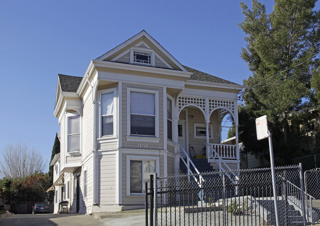 2151 E 24th St in Oakland, CA - Building Photo