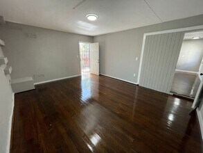 3018-3020 Maple Ave in Oakland, CA - Building Photo - Building Photo