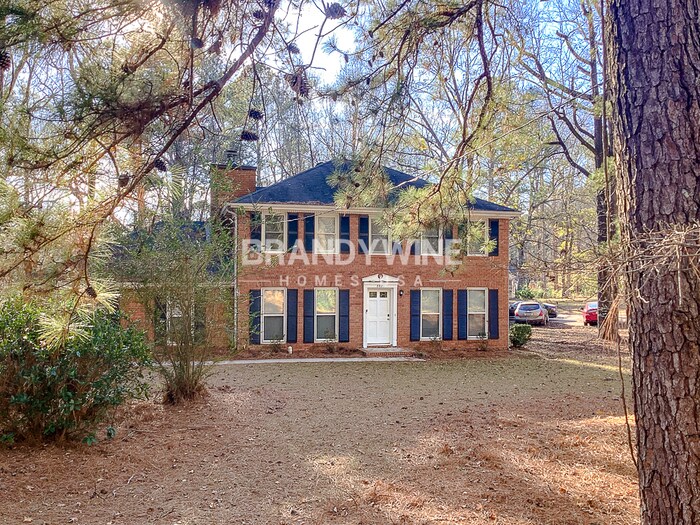 8421 Timberlake Dr in Riverdale, GA - Building Photo