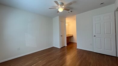 716 - 718 N Cooper St, Unit 1 in Arlington, TX - Building Photo - Building Photo