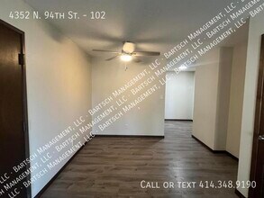 4352 N 94th St in Wauwatosa, WI - Building Photo - Building Photo
