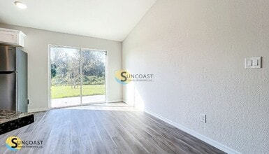 1714 NE 40th Ln in Cape Coral, FL - Building Photo - Building Photo