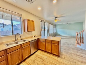 27 W Camino Rancho Quito in Sahuarita, AZ - Building Photo - Building Photo