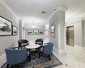 271 Dartmouth St, Unit 2F in Boston, MA - Foto de edificio - Building Photo