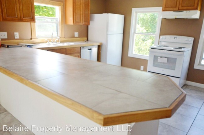 151 Mechanic St in Fitchburg, MA - Building Photo - Building Photo