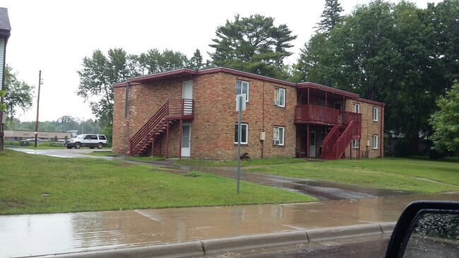 Canal Apartments