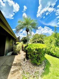 5704 Doral Dr in Sarasota, FL - Building Photo - Building Photo