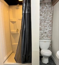 400 Mt Holly St in Baltimore, MD - Foto de edificio - Building Photo