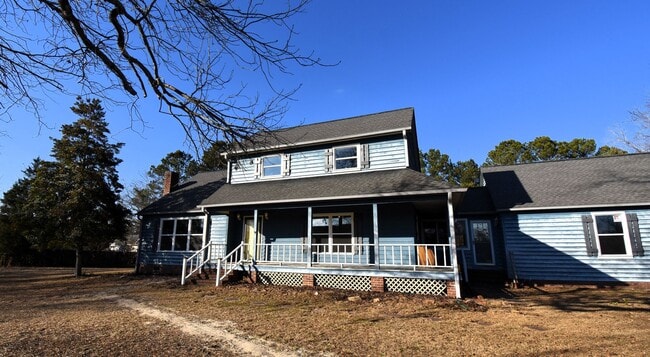 1473 Tom Starling Rd in Fayetteville, NC - Building Photo - Building Photo