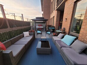 3450 S Halsted St in Chicago, IL - Building Photo - Building Photo