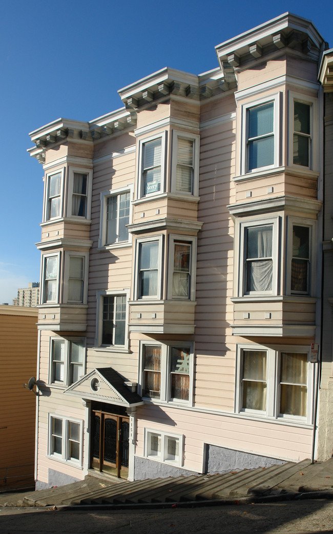 1151 Kearny St in San Francisco, CA - Building Photo - Building Photo