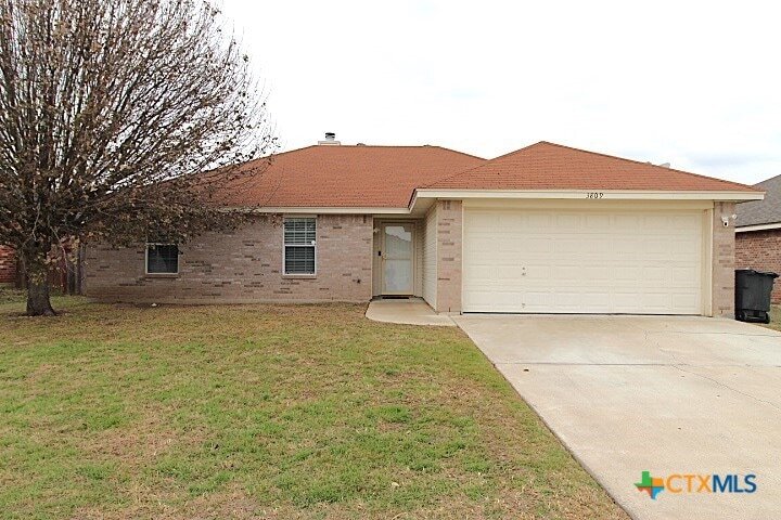 3809 Joshua Taylor Dr in Killeen, TX - Foto de edificio