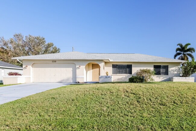 property at 139 SE 19th Ln