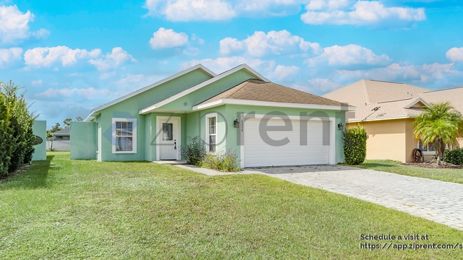 5354 Pebble Beach Dr in Sebring, FL - Foto de edificio - Building Photo
