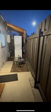 7934 Etiwanda Ave in Los Angeles, CA - Building Photo - Building Photo