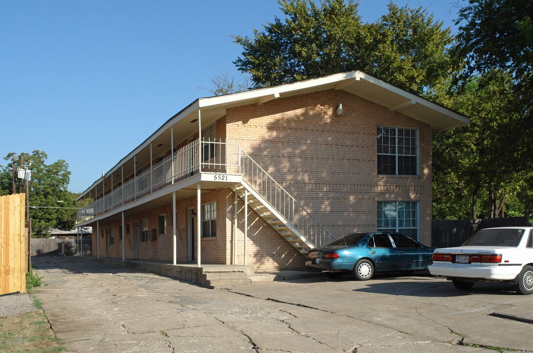5521 Columbia Ave in Dallas, TX - Building Photo