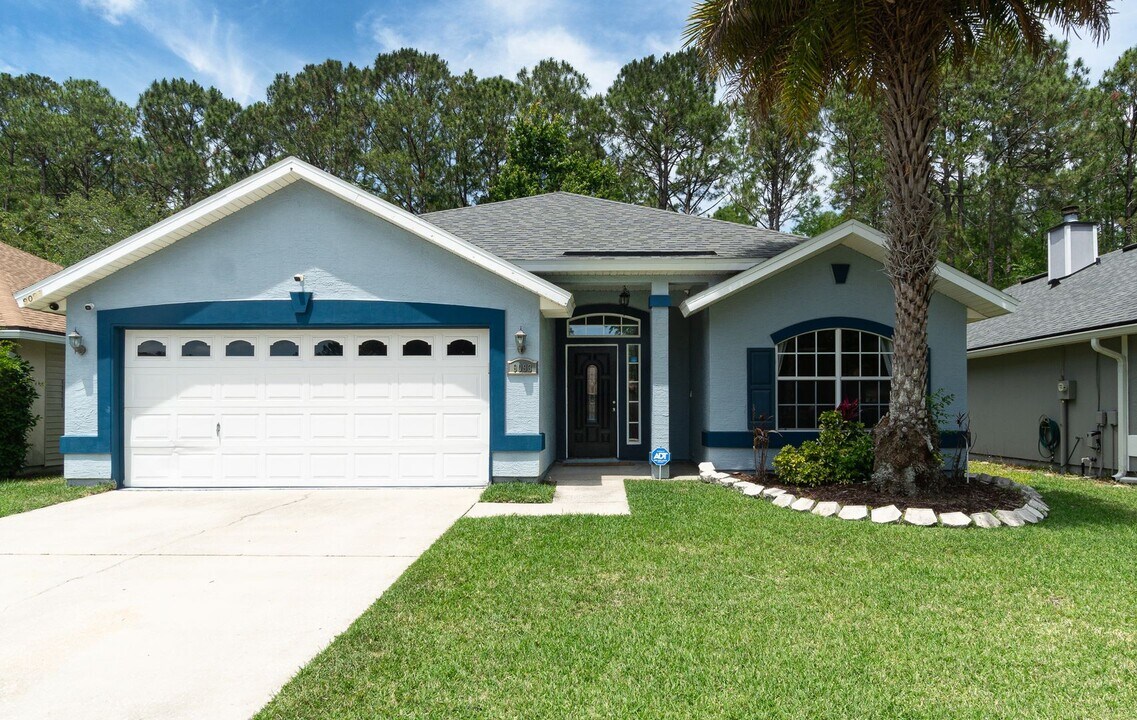 9093 Fallsmill Dr in Jacksonville, FL - Building Photo