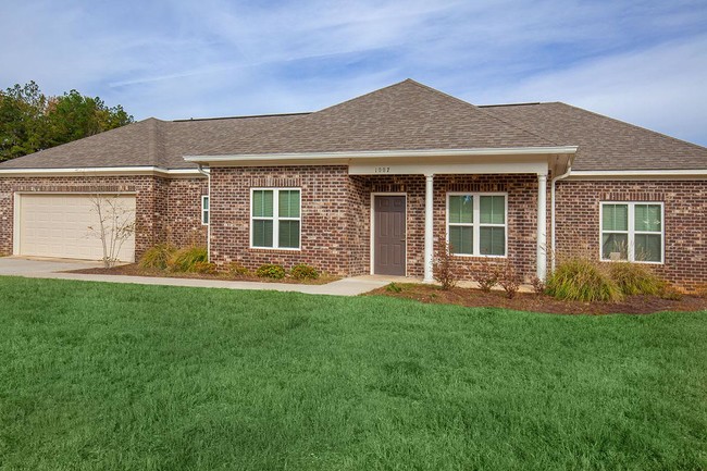 Meadowhill Estates in Hazlehurst, MS - Building Photo - Building Photo