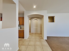 10543 Iron Point Cir in Reno, NV - Building Photo - Building Photo