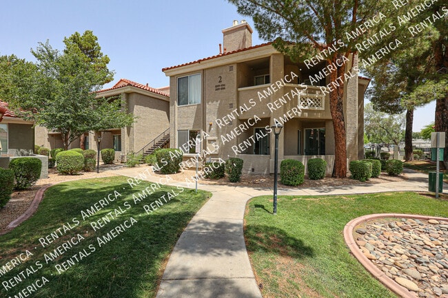 property at 2929 W Yorkshire Dr