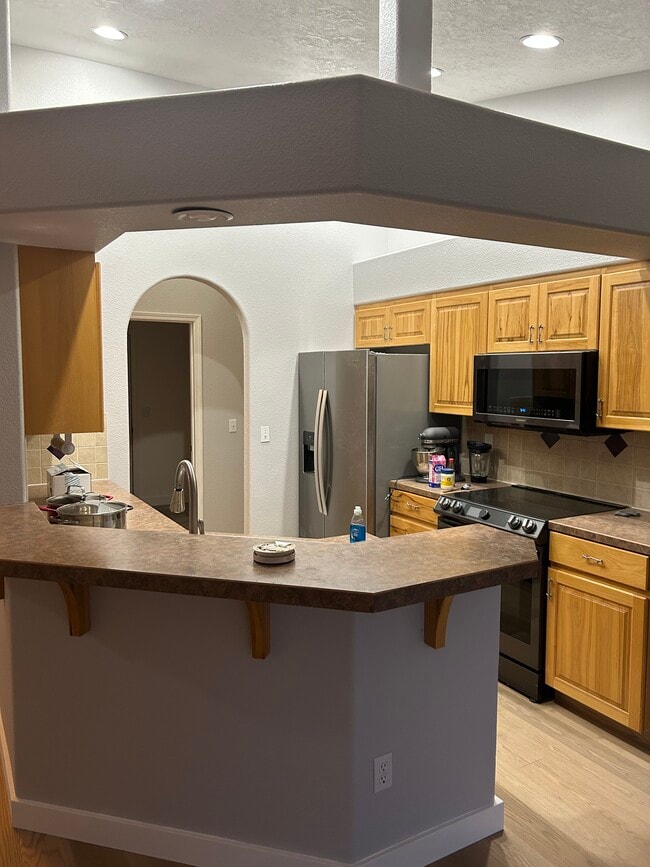 3720 E Presidential Dr in Meridian, ID - Foto de edificio - Building Photo