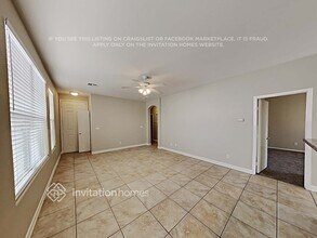 4937 Droubay Dr in Las Vegas, NV - Building Photo - Building Photo