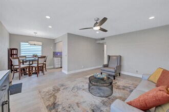 93 Waterford D in Delray Beach, FL - Building Photo - Building Photo