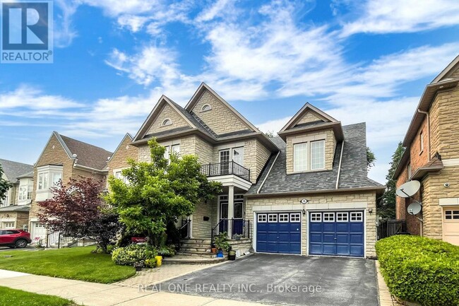 75 Green Meadows Cir in Toronto, ON - Building Photo - Building Photo