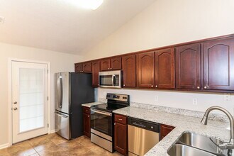 10333 Cottage Oaks Dr in Memphis, TN - Building Photo - Building Photo