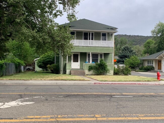 404 N Main St, Unit A