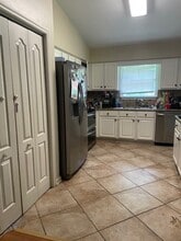 1319 Blakemore Ct E in Tallahassee, FL - Building Photo - Building Photo