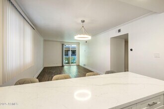 6936 E 3rd St in Scottsdale, AZ - Building Photo - Building Photo