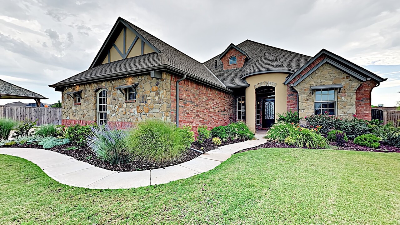 17857 Prairie Sky Way in Edmond, OK - Foto de edificio