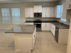 9239 Quest Alley in Oakland, FL - Building Photo - Building Photo