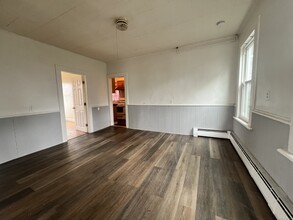 129 Pleasant St in New Britain, CT - Foto de edificio - Building Photo