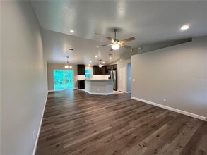 174 E Runic in Citrus Springs, FL - Building Photo - Building Photo