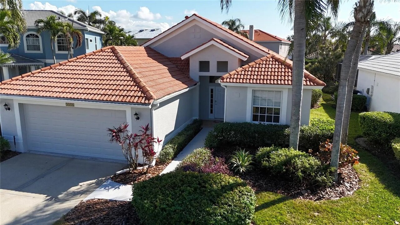 5116 Brooksbend Cir in Sarasota, FL - Building Photo