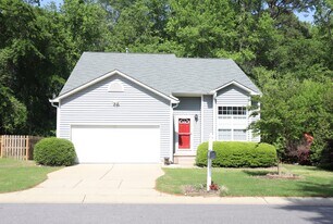 232 N Honey Springs Ave in Fuquay Varina, NC - Building Photo