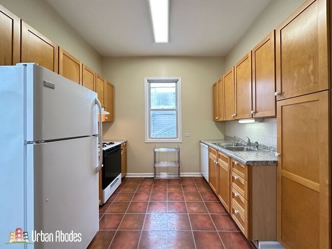 1829 W Melrose St, Unit M00H