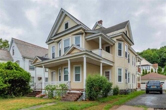 21 Stewart St in Amsterdam, NY - Building Photo - Building Photo
