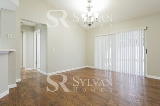 1129 Hardwood Dr in Valrico, FL - Building Photo - Building Photo