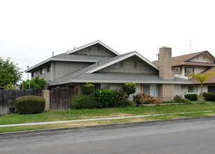 13391 Palm St in Garden Grove, CA - Building Photo - Building Photo