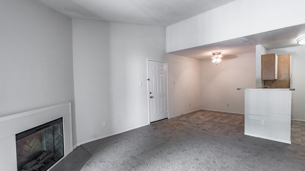 Legends At The Beach Apartments in Virginia Beach, VA